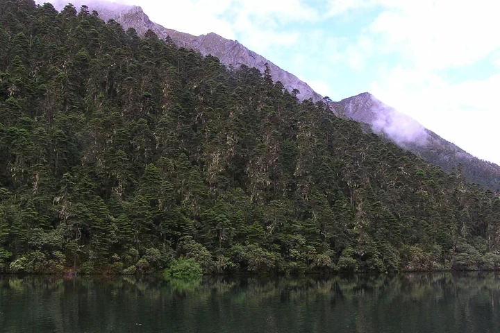 2-Day Shangri-La Essence Tour — itinerary scenery