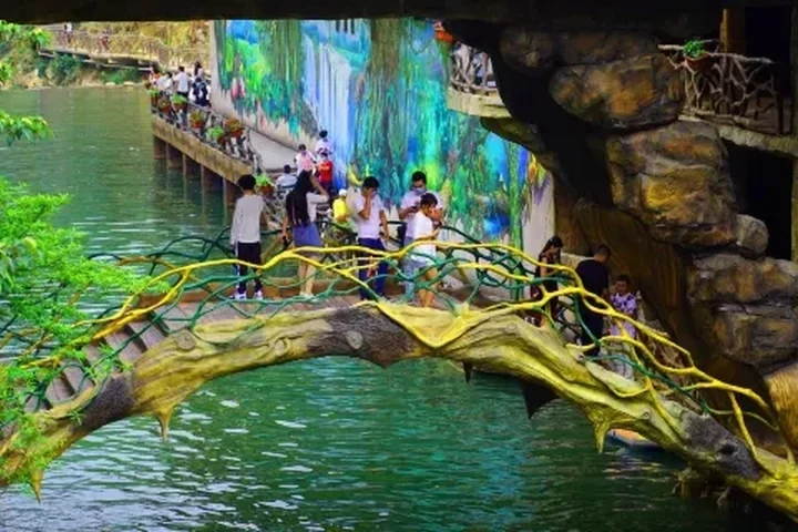 Gulong Gorge and Glass Bridge from Guangzhou — itinerary scenery