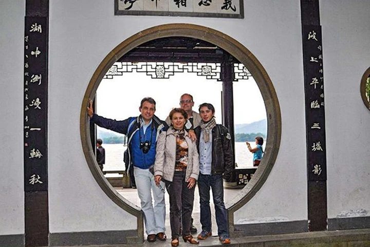 Hangzhou West Lake Lingyin And Tea Villages Tour in China
