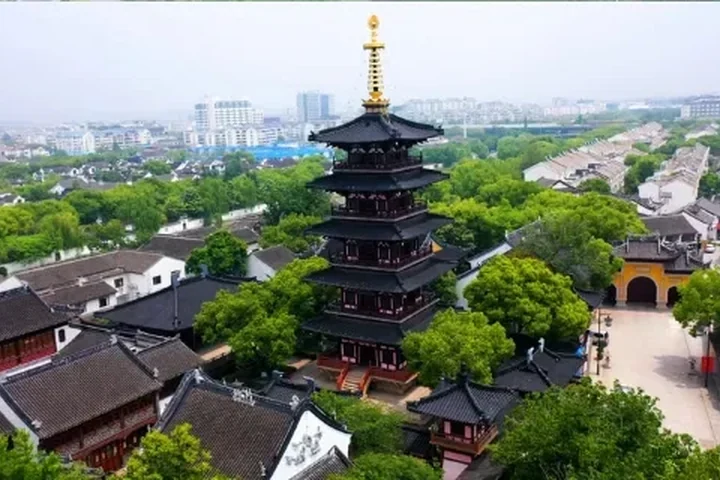 Suzhou Gardens, Tiger Hill and Hanshan Temple — itinerary scenery