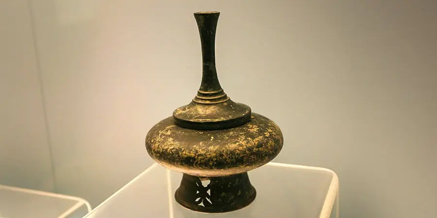 Ceramic Gallery at the Forbidden City - access, route and responsible visitor planning