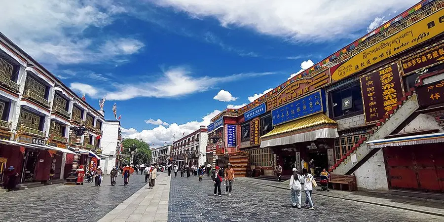 Archived Lhasa context used for Lhasa attractions planning