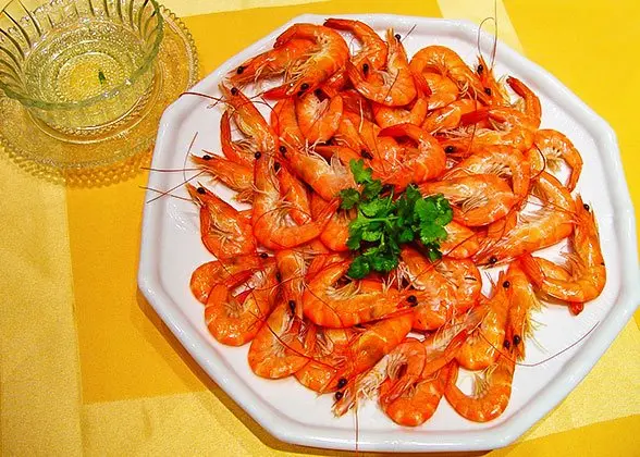 Archived Cantonese steamed shrimp dish in Xi’an