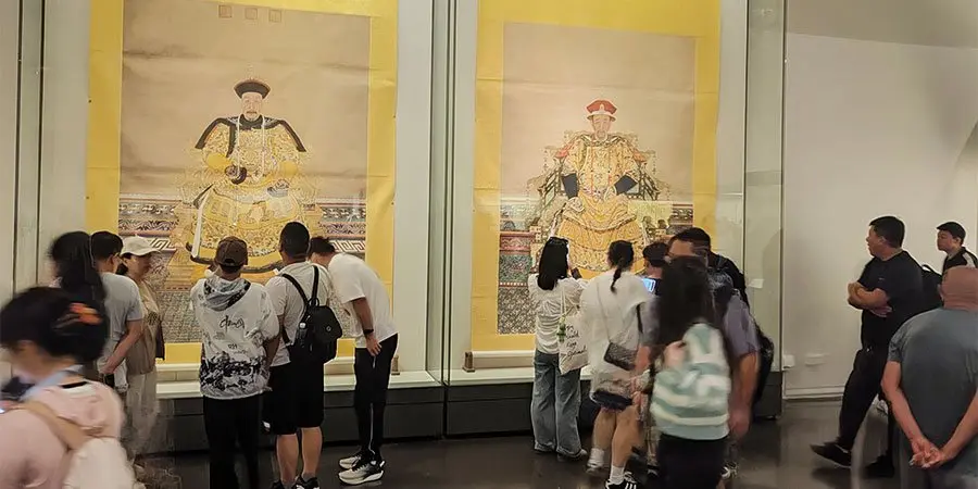 Banquets for a Thousand Seniors at the Forbidden City - history, access, route and responsible visitor planning