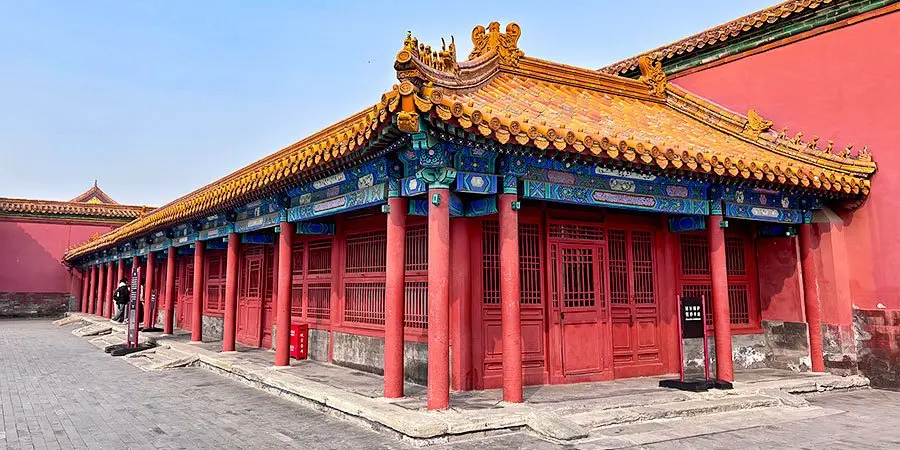 Military Strategy Office at the Forbidden City - access, route and responsible visitor planning