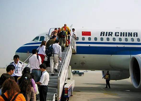 Archived passenger boarding scene at Xi’an Xianyang Airport