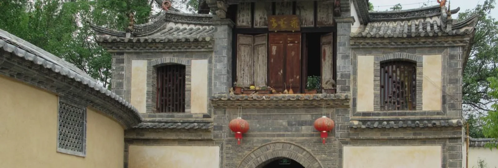 4-Day Jianshui Heritage Railway Journey in Yunnan