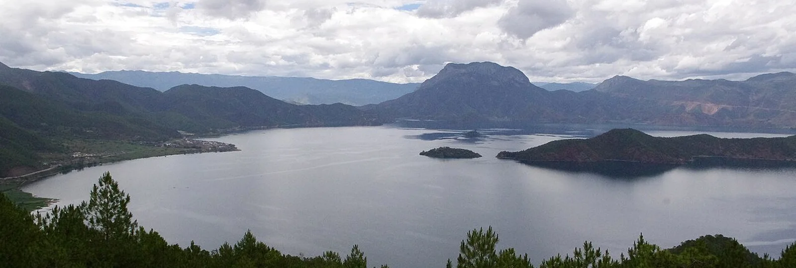 4-Day Lugu Lake Mosuo Culture Tour in Yunnan