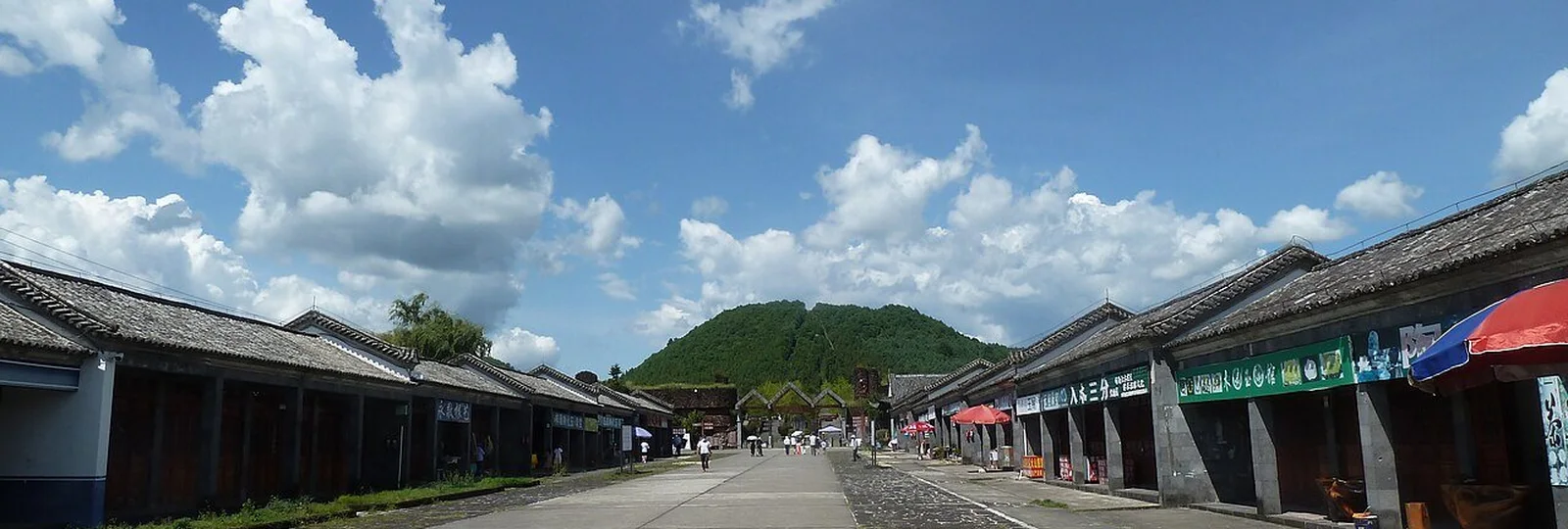 6-Day Slow Tengchong Culture & Nature Tour in Tengchong