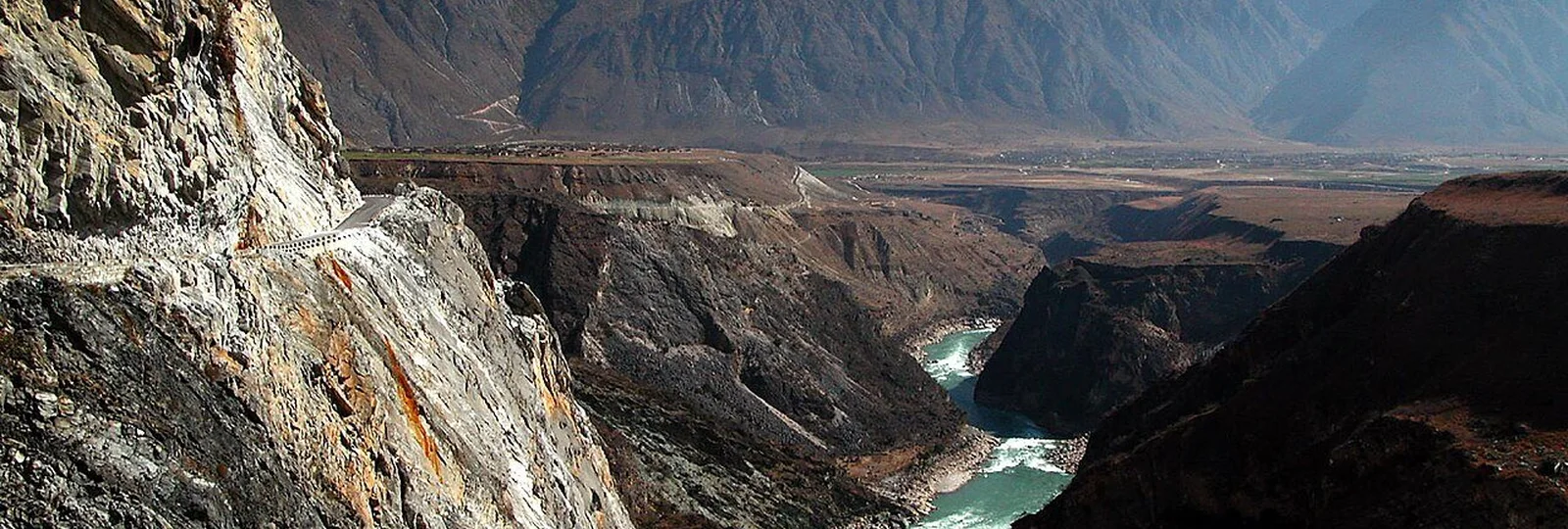 2-Day Tiger Leaping Gorge Scenic Escape in Tiger Leaping Gorge