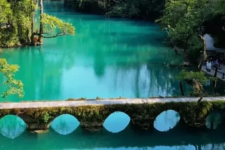 Libo Xiaoqikong Landscape Day — itinerary scenery
