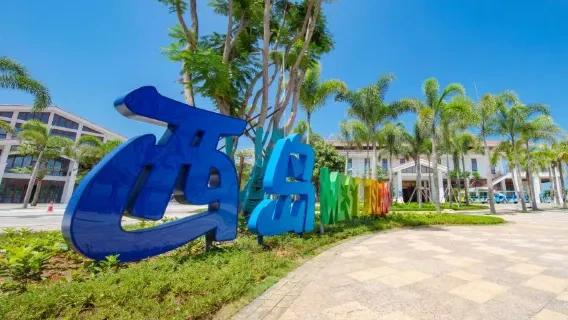 West Island and Luhuitou Coastal Day — itinerary scenery