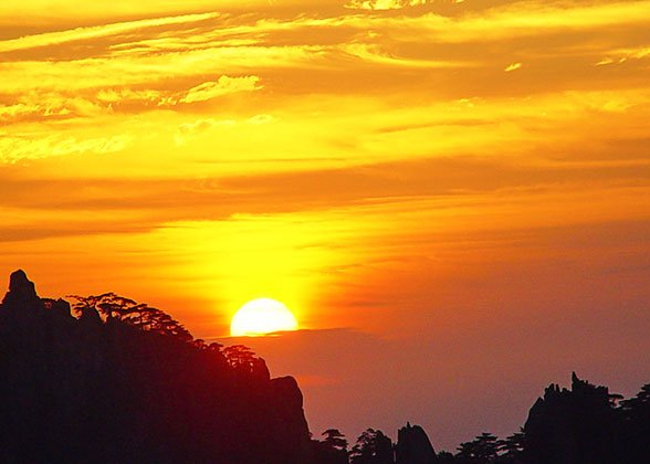 Four-day Yellow Mountain in-depth hiking tour