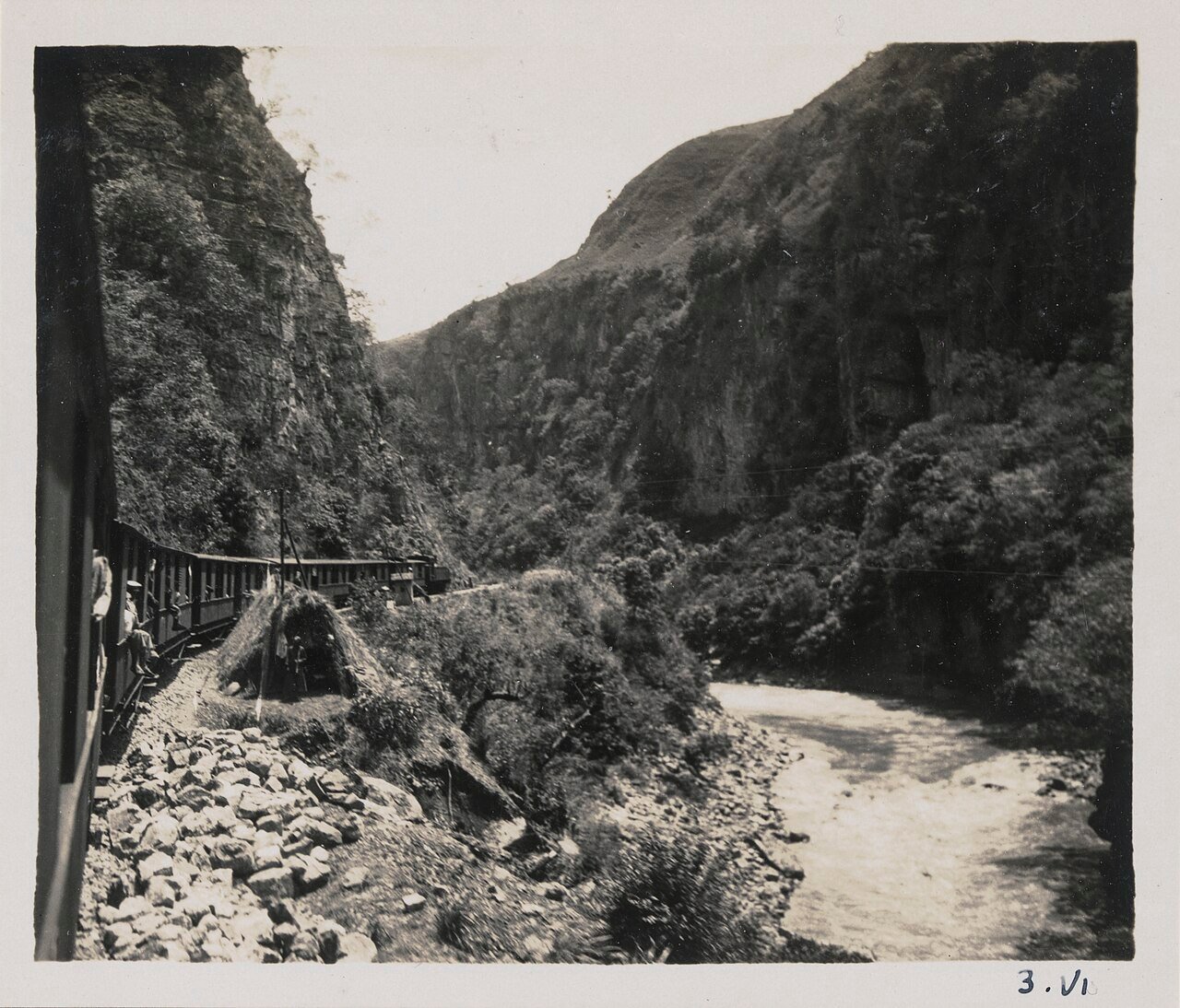 Dali or Baoshan to Lushui during the 8-Day Nujiang & Dulongjiang Expedition itinerary