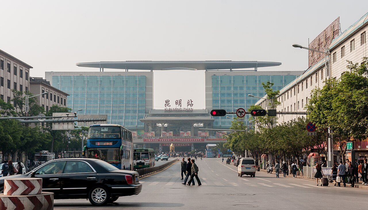 Yuanyang to Kunming during the 6-Day Kunming, Jianshui & Yuanyang Discovery itinerary