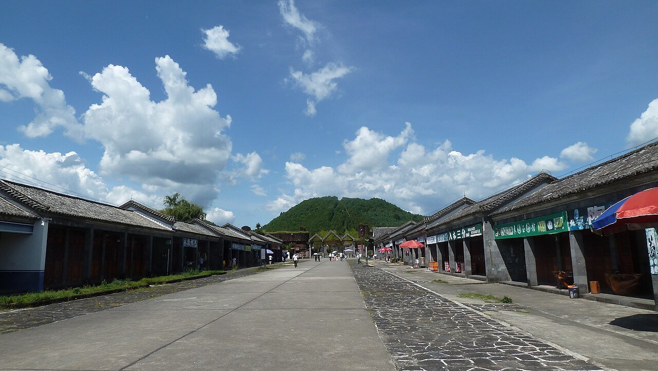 Arrival in Tengchong during the 5-Day Tengchong Family Discovery itinerary
