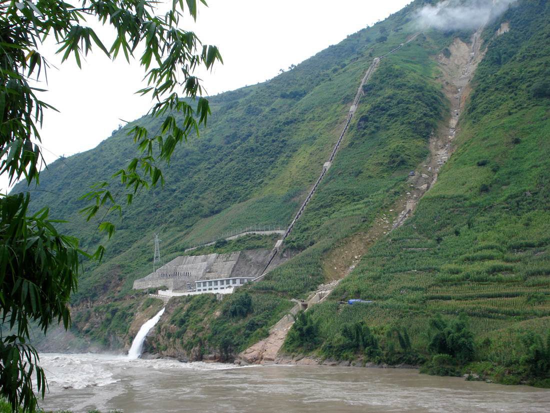 Laomudeng & Zhiziluo during the 7-Day Nujiang Landscape Photography Tour itinerary