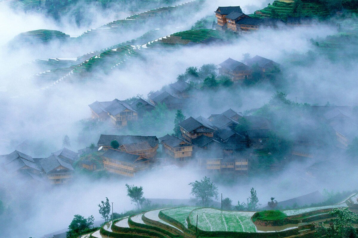 Bada Terraces Sunset during the 5-Day Jianshui & Yuanyang Heritage Tour itinerary