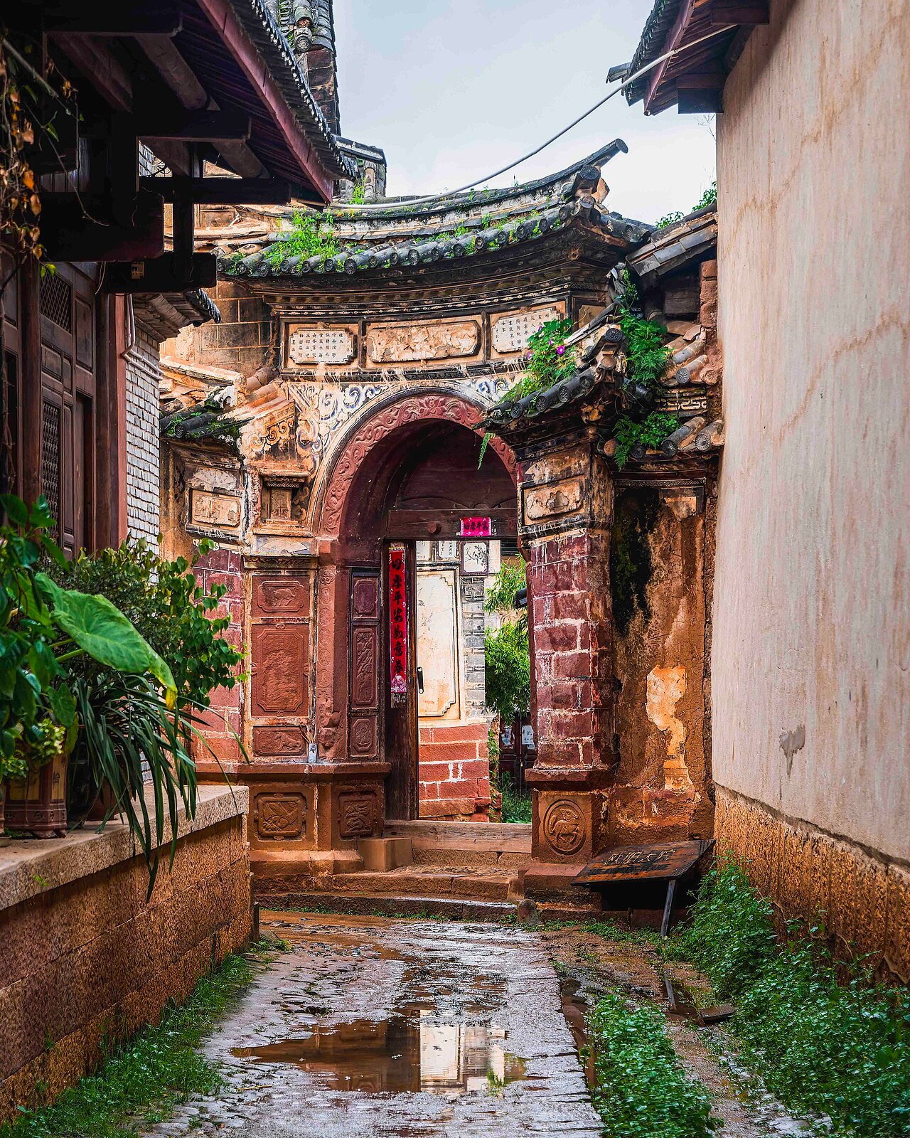 Shibaoshan Grottoes during the 7-Day Dali Tea Horse Road Discovery itinerary