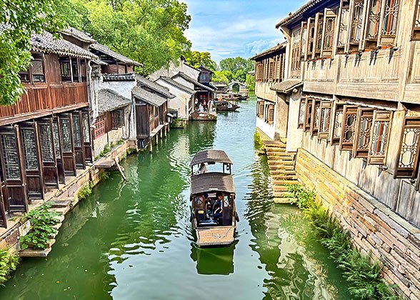  during the 6-Day Huangshan, Hongcun & Hangzhou Tour itinerary